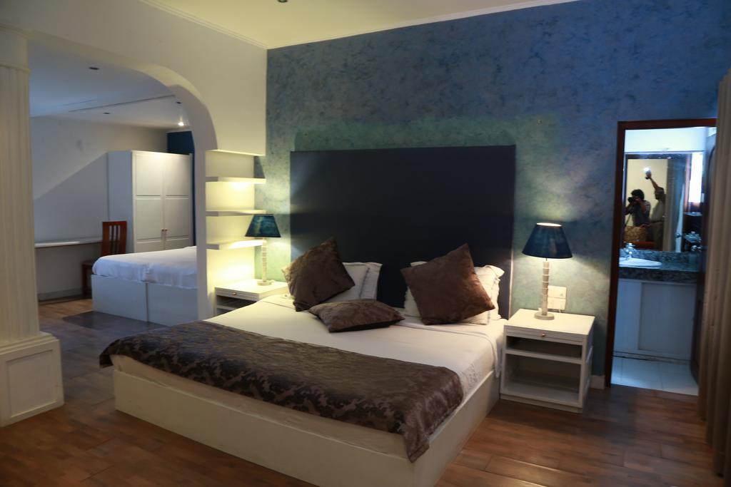 The Canes Boutique Hotel 4*
